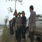 Đ/c Đinh Viết Hồng – Phó chủ tịch UBND tỉnh kiểm tra việc khắc phục sản xuất vụ Xuân tại Đô Lương.